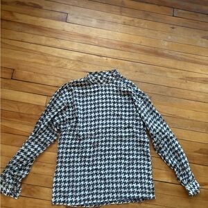 Silk Houndstooth Long Sleeve Blouse — Black & White